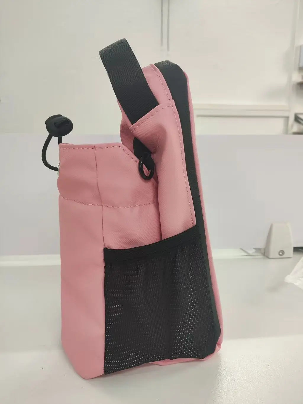 Magnetic Gym Bag Water Bottle Carrier Holder Bag With Shoulder Fitness Mobile Phone Storage Bag